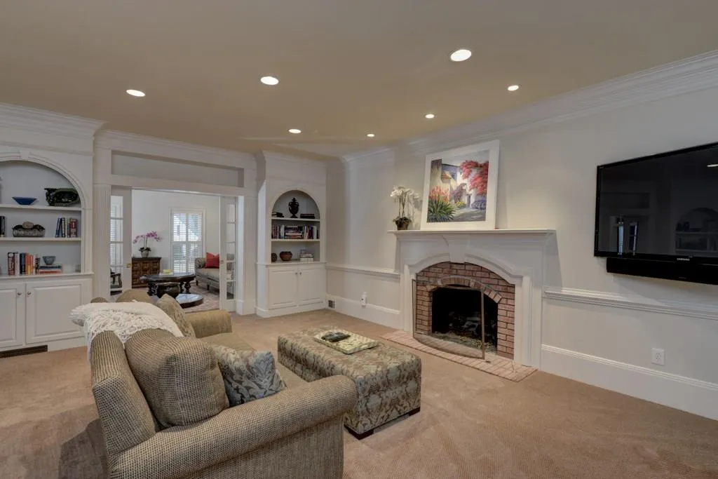 7580 Wolf Brook Drive, Sandy Springs, Georgia 30350, 5 Bedrooms Bedrooms, ,4 BathroomsBathrooms,Residential,Sold,7580 Wolf Brook Drive,5809379