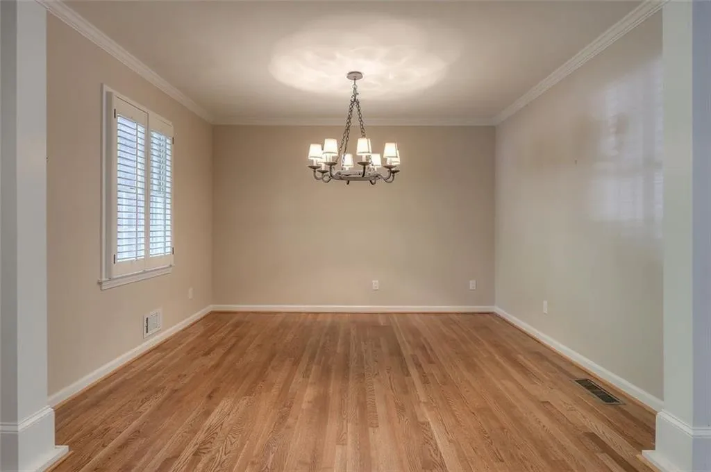 6345 Colewood Court Nw, Sandy Springs, Georgia 30328, 4 Bedrooms Bedrooms, ,3 BathroomsBathrooms,Residential,Sold,6345 Colewood Court Nw,6541556