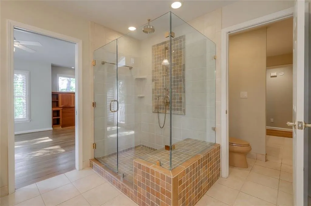 6345 Colewood Court Nw, Sandy Springs, Georgia 30328, 4 Bedrooms Bedrooms, ,3 BathroomsBathrooms,Residential,Sold,6345 Colewood Court Nw,6541556