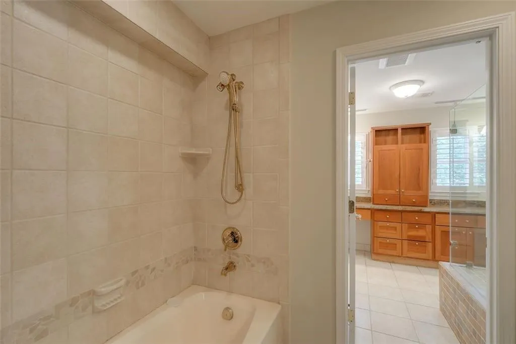 6345 Colewood Court Nw, Sandy Springs, Georgia 30328, 4 Bedrooms Bedrooms, ,3 BathroomsBathrooms,Residential,Sold,6345 Colewood Court Nw,6541556