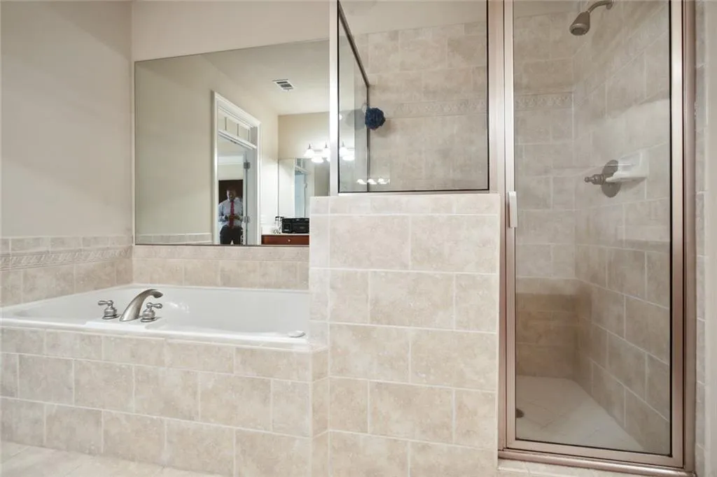 176 Mystic Court, Sandy Springs, Georgia 30342, 3 Bedrooms Bedrooms, ,3 BathroomsBathrooms,Residential,Sold,176 Mystic Court,7091032