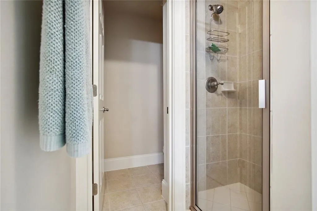 176 Mystic Court, Sandy Springs, Georgia 30342, 3 Bedrooms Bedrooms, ,3 BathroomsBathrooms,Residential,Sold,176 Mystic Court,7091032