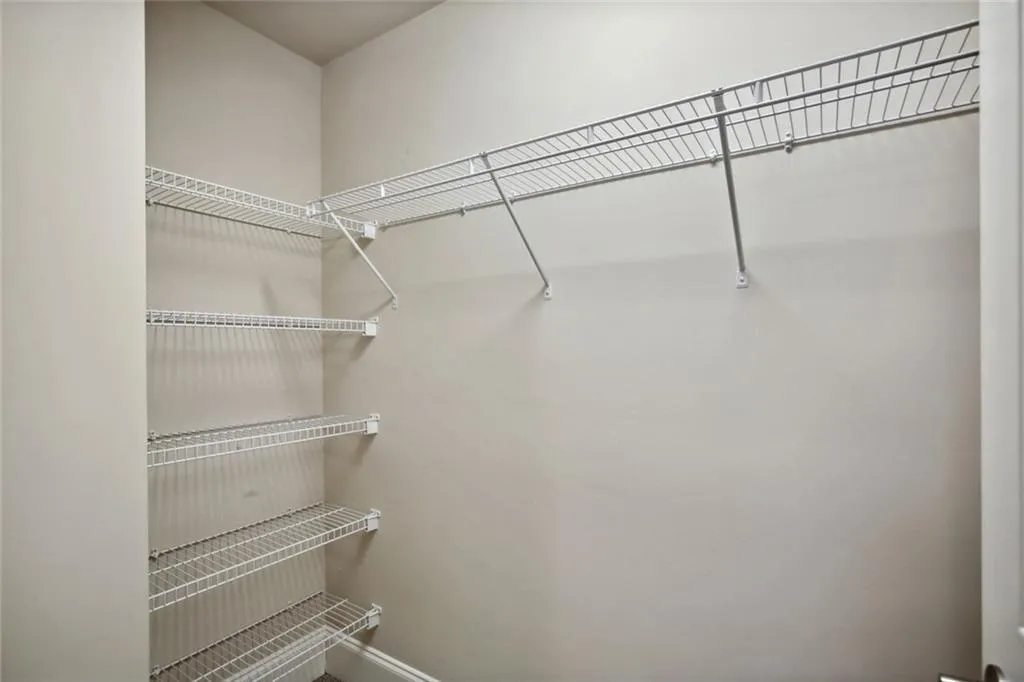 176 Mystic Court, Sandy Springs, Georgia 30342, 3 Bedrooms Bedrooms, ,3 BathroomsBathrooms,Residential,Sold,176 Mystic Court,7091032