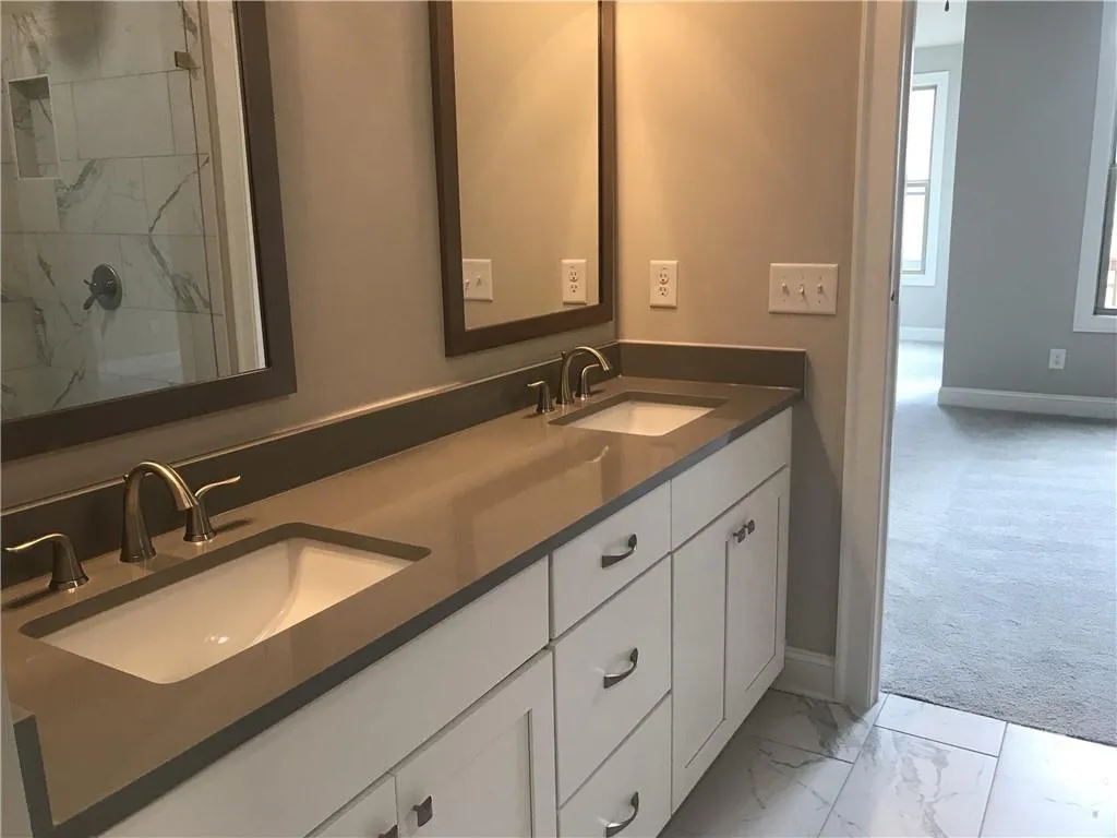 4325 Parkside Place Unit 20, Sandy Springs, Georgia 30342, 3 Bedrooms Bedrooms, ,3 BathroomsBathrooms,Residential,Sold,4325 Parkside Place Unit 20,6605789