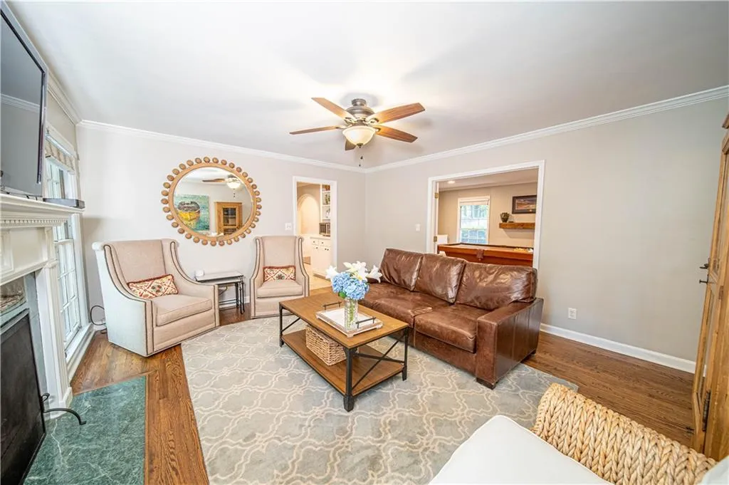 4780 High Point Road, Sandy Springs, Georgia 30342, 3 Bedrooms Bedrooms, ,2 BathroomsBathrooms,Residential,Sold,4780 High Point Road,6892704