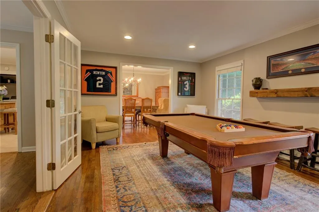 4780 High Point Road, Sandy Springs, Georgia 30342, 3 Bedrooms Bedrooms, ,2 BathroomsBathrooms,Residential,Sold,4780 High Point Road,6892704