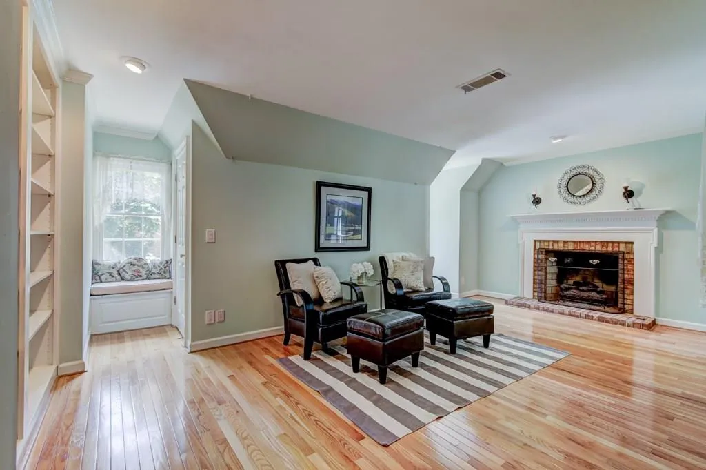 7585 S Spalding Lake Drive, Sandy Springs, Georgia 30350, 5 Bedrooms Bedrooms, ,4 BathroomsBathrooms,Residential,Sold,7585 S Spalding Lake Drive,6058993