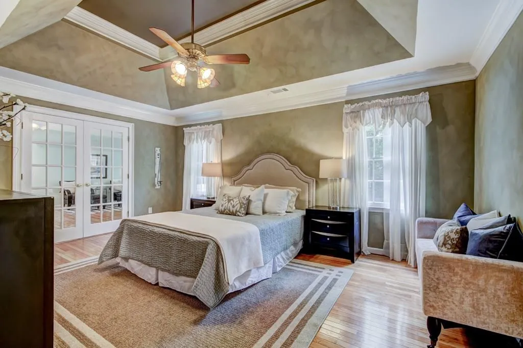 7585 S Spalding Lake Drive, Sandy Springs, Georgia 30350, 5 Bedrooms Bedrooms, ,4 BathroomsBathrooms,Residential,Sold,7585 S Spalding Lake Drive,6058993