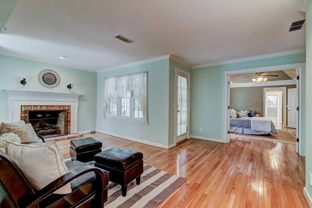 7585 S Spalding Lake Drive, Sandy Springs, Georgia 30350, 5 Bedrooms Bedrooms, ,4 BathroomsBathrooms,Residential,Sold,7585 S Spalding Lake Drive,6058993