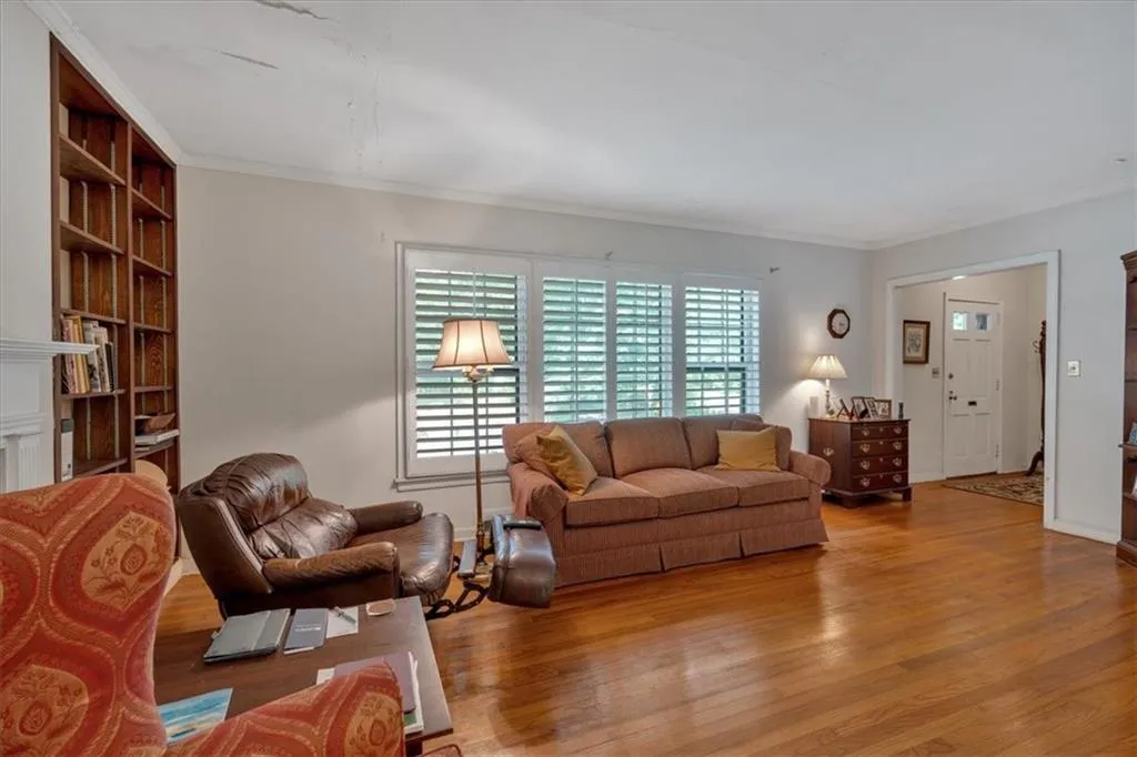 251 Beverly Road Ne, Atlanta, Georgia 30309, 3 Bedrooms Bedrooms, ,2 BathroomsBathrooms,Residential,For Sale,251 Beverly Road Ne,7589721