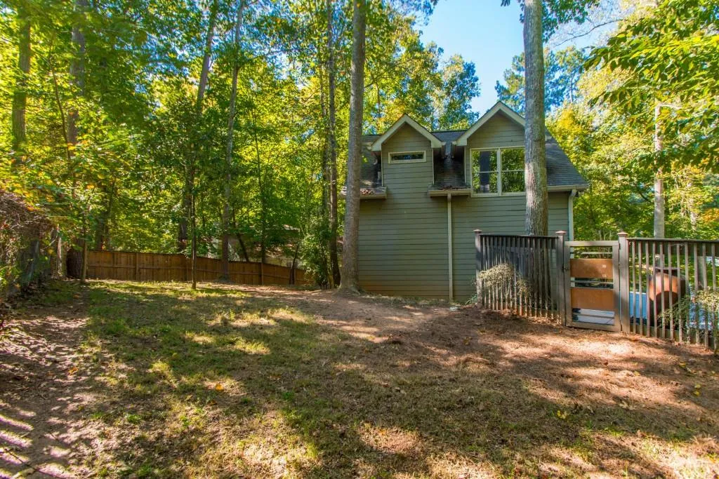 1265 Old Woodbine Road Ne, Sandy Springs, Georgia 30319, 4 Bedrooms Bedrooms, ,3 BathroomsBathrooms,Residential,Sold,1265 Old Woodbine Road Ne,5640033
