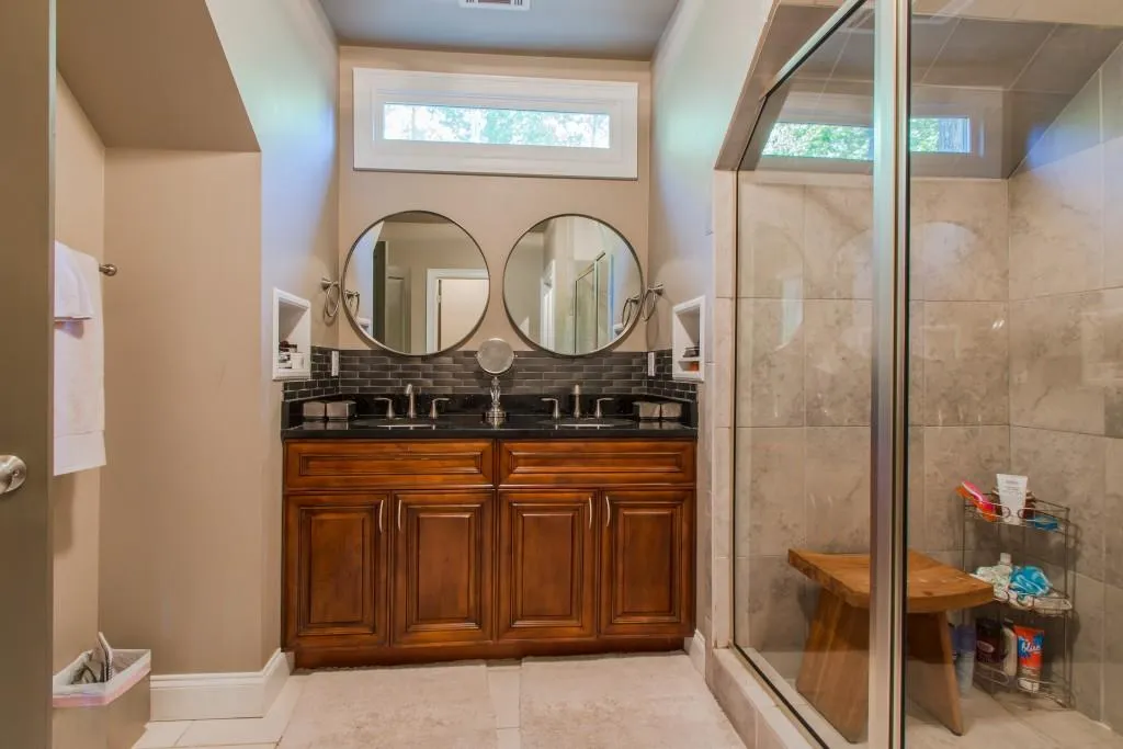 1265 Old Woodbine Road Ne, Sandy Springs, Georgia 30319, 4 Bedrooms Bedrooms, ,3 BathroomsBathrooms,Residential,Sold,1265 Old Woodbine Road Ne,5640033