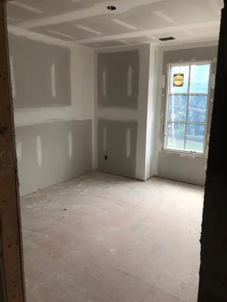 6892 Roswell Road, Sandy Springs, Georgia 30328, 4 Bedrooms Bedrooms, ,3 BathroomsBathrooms,Residential,Sold,6892 Roswell Road,6897451