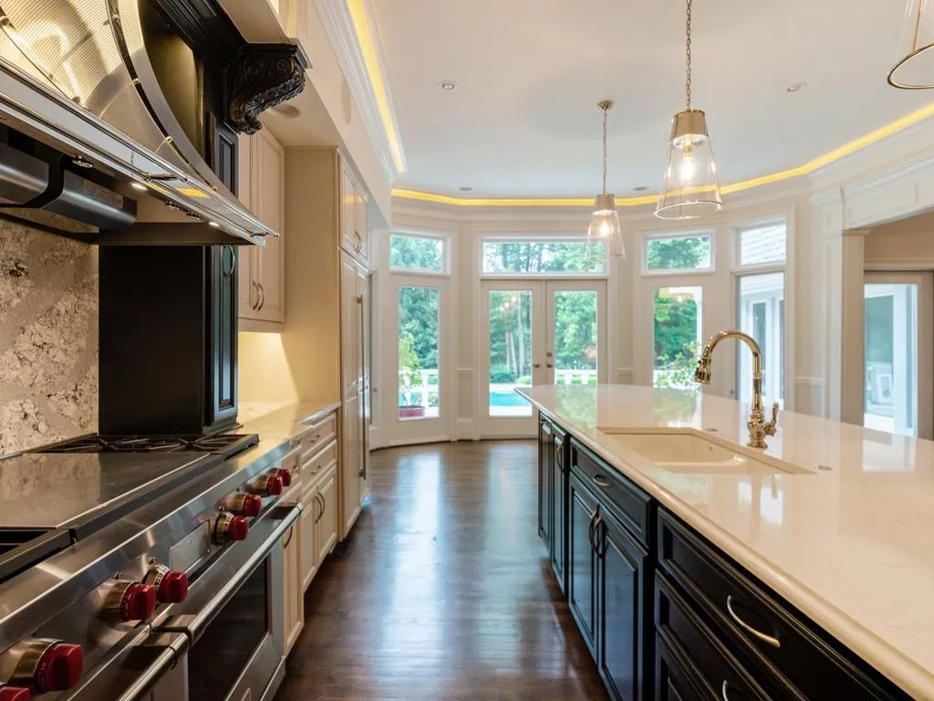 5040 Northside Drive, Atlanta, Georgia 30327, 7 Bedrooms Bedrooms, ,7 BathroomsBathrooms,Residential,Sold,5040 Northside Drive,7065608