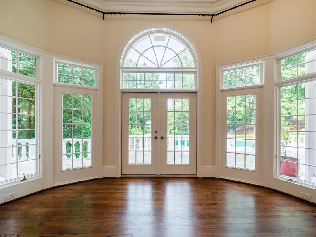5040 Northside Drive, Atlanta, Georgia 30327, 7 Bedrooms Bedrooms, ,7 BathroomsBathrooms,Residential,Sold,5040 Northside Drive,7065608