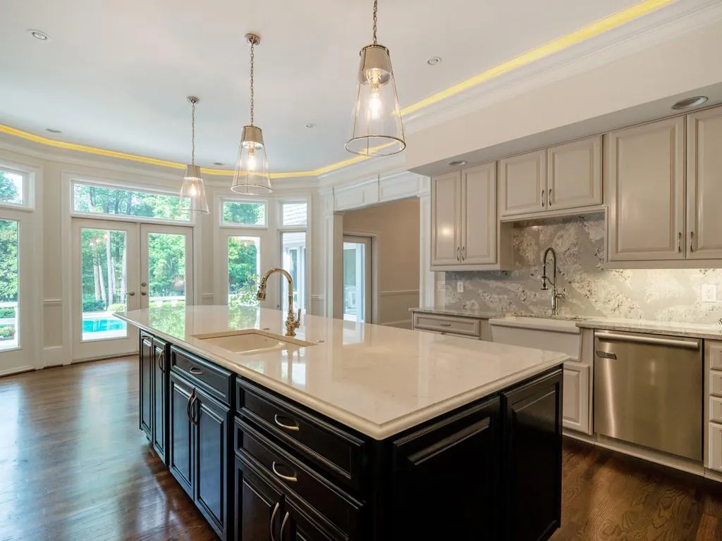 5040 Northside Drive, Atlanta, Georgia 30327, 7 Bedrooms Bedrooms, ,7 BathroomsBathrooms,Residential,Sold,5040 Northside Drive,7065608