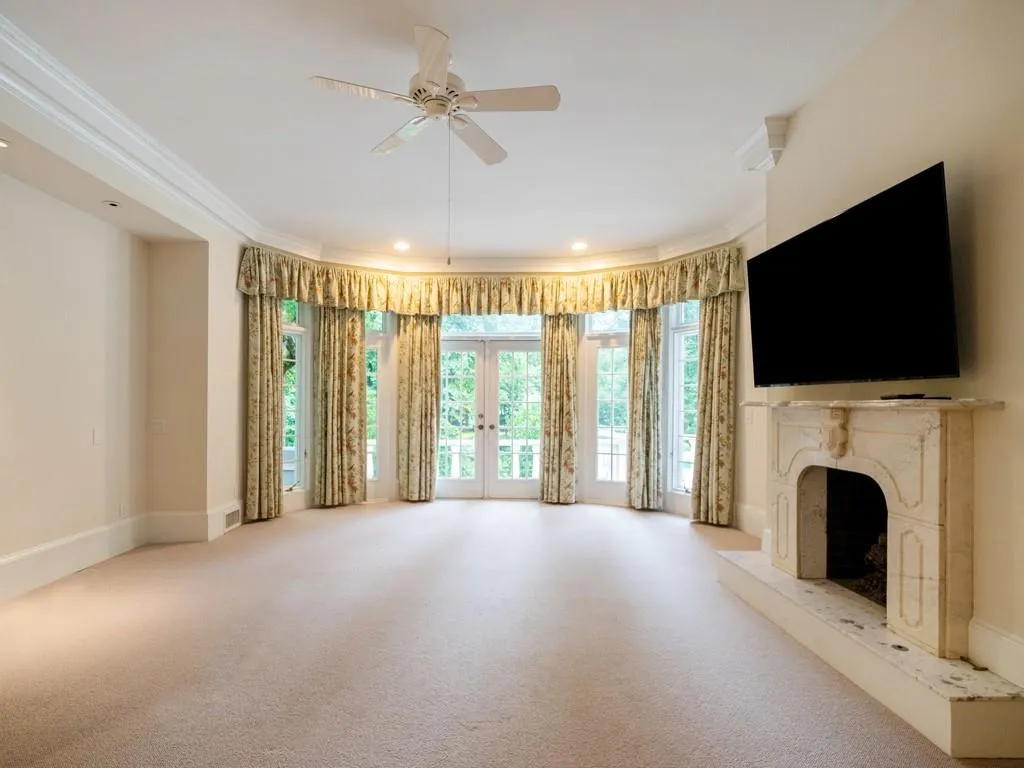 5040 Northside Drive, Atlanta, Georgia 30327, 7 Bedrooms Bedrooms, ,7 BathroomsBathrooms,Residential,Sold,5040 Northside Drive,7065608