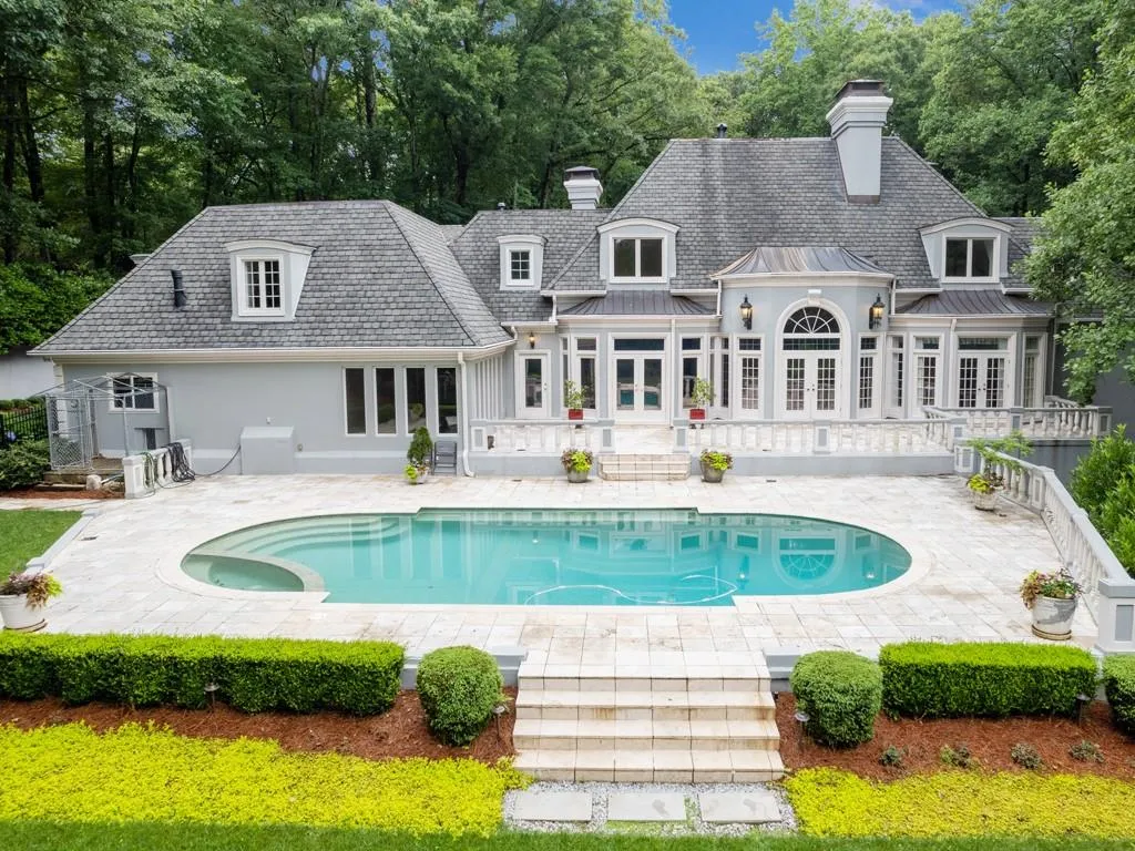 5040 Northside Drive, Atlanta, Georgia 30327, 7 Bedrooms Bedrooms, ,7 BathroomsBathrooms,Residential,Sold,5040 Northside Drive,7065608