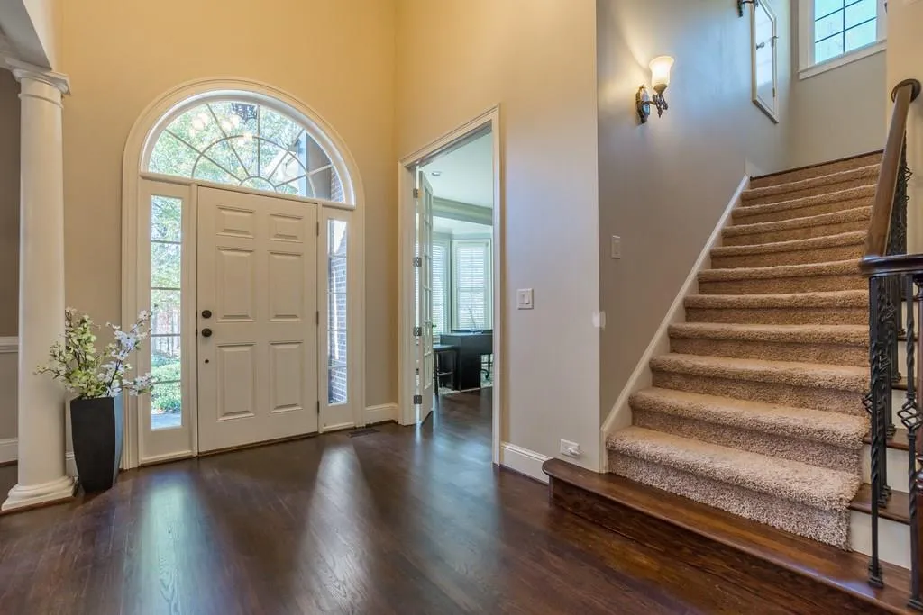 5167 Lake Forrest Drive Ne, Sandy Springs, Georgia 30342, 5 Bedrooms Bedrooms, ,4 BathroomsBathrooms,Residential,Sold,5167 Lake Forrest Drive Ne,6105517