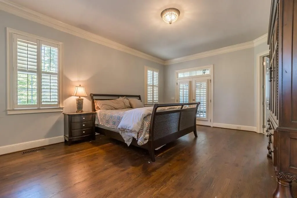5167 Lake Forrest Drive Ne, Sandy Springs, Georgia 30342, 5 Bedrooms Bedrooms, ,4 BathroomsBathrooms,Residential,Sold,5167 Lake Forrest Drive Ne,6105517