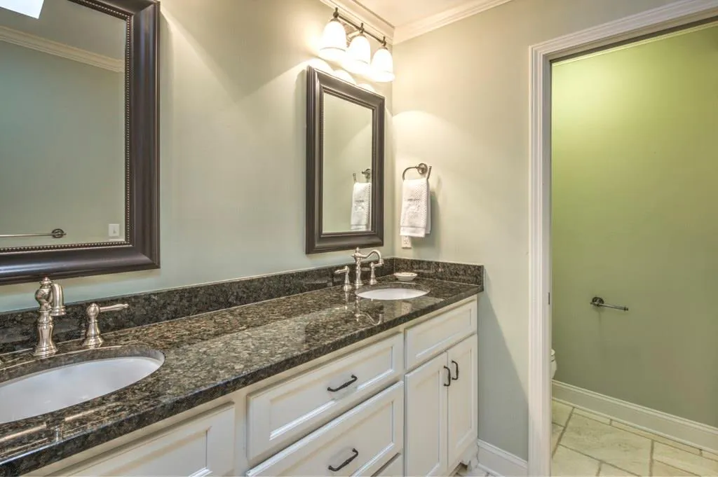 6320 Mountain Brook Lane, Sandy Springs, Georgia 30328, 4 Bedrooms Bedrooms, ,3 BathroomsBathrooms,Residential,Sold,6320 Mountain Brook Lane,5646282