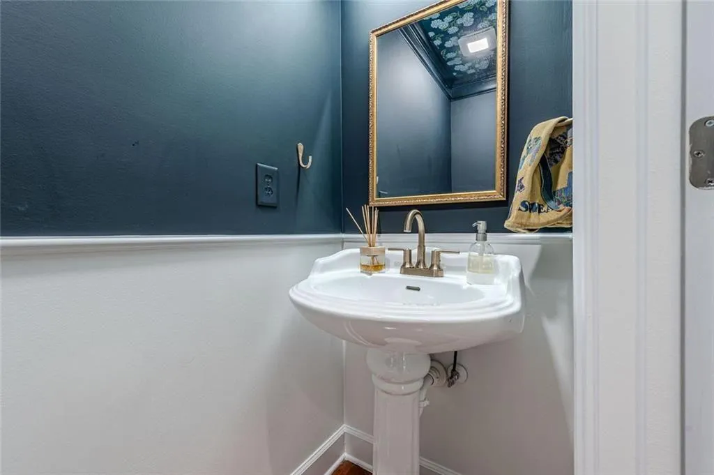 942 Telfair Close, Sandy Springs, Georgia 30350, 3 Bedrooms Bedrooms, ,3 BathroomsBathrooms,Residential,For Sale,942 Telfair Close,7645714
