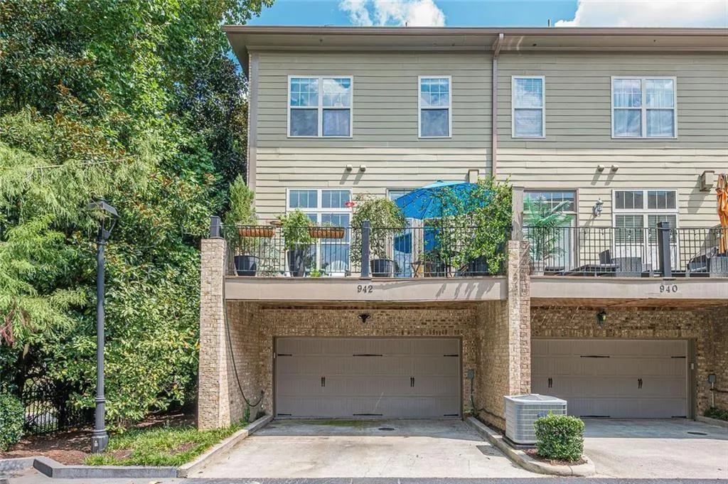 942 Telfair Close, Sandy Springs, Georgia 30350, 3 Bedrooms Bedrooms, ,3 BathroomsBathrooms,Residential,For Sale,942 Telfair Close,7645714