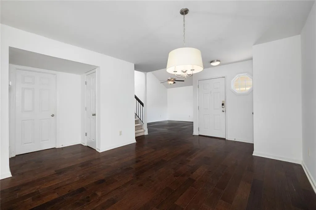 Atlanta, Georgia 30319, 2 Bedrooms Bedrooms, ,2 BathroomsBathrooms,Residential,For Sale,7571265