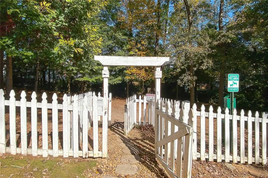 Atlanta, Georgia 30319, 2 Bedrooms Bedrooms, ,2 BathroomsBathrooms,Residential,For Sale,7571265