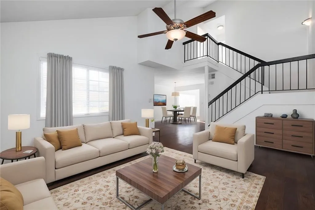 Atlanta, Georgia 30319, 2 Bedrooms Bedrooms, ,2 BathroomsBathrooms,Residential,For Sale,7571265