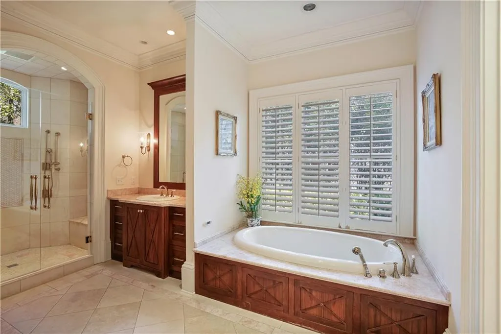 3370 Habersham Road Nw, Atlanta, Georgia 30305, 6 Bedrooms Bedrooms, ,8 BathroomsBathrooms,Residential,For Sale,3370 Habersham Road Nw,7668782