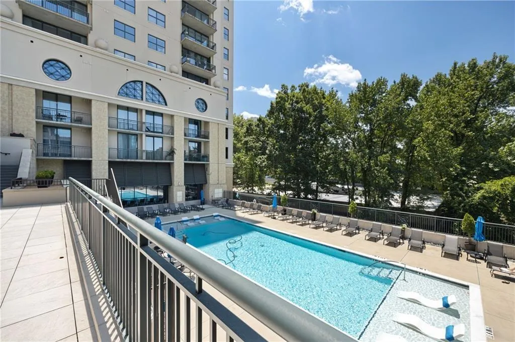 3040 Peachtree Road Nw Unit 1310, Atlanta, Georgia 30305, 1 Bedroom Bedrooms, ,1 BathroomBathrooms,Residential,For Sale,3040 Peachtree Road Nw Unit 1310,7667205