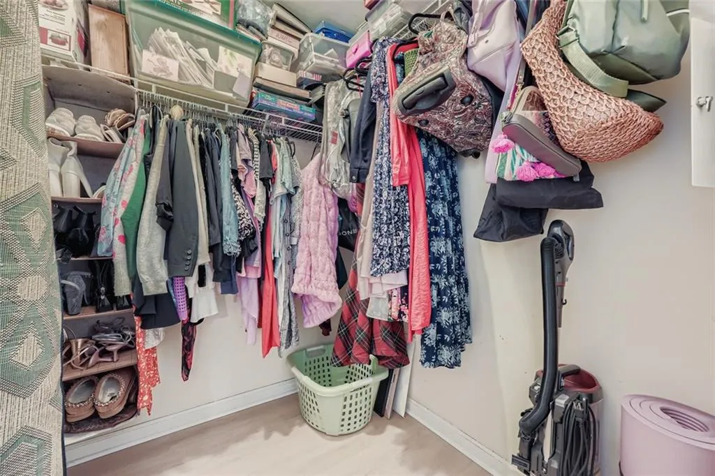 3040 Peachtree Road Nw Unit 1310, Atlanta, Georgia 30305, 1 Bedroom Bedrooms, ,1 BathroomBathrooms,Residential,For Sale,3040 Peachtree Road Nw Unit 1310,7667205