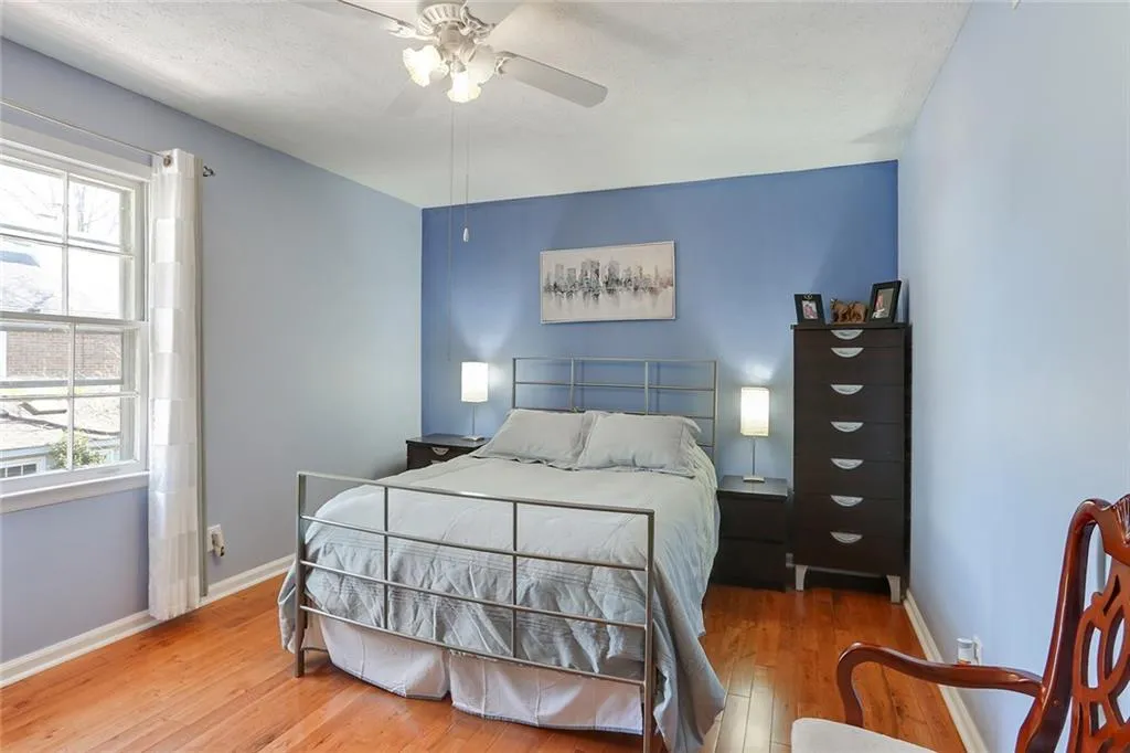 6700 Roswell Road Unit 17a, Sandy Springs, Georgia 30328, 2 Bedrooms Bedrooms, ,1 BathroomBathrooms,Residential,Sold,6700 Roswell Road Unit 17a,6527645
