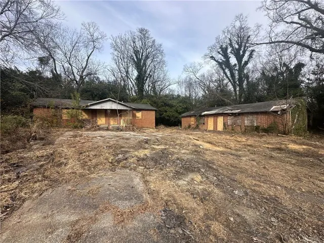 2 Duplexes for dirt cheap price!
