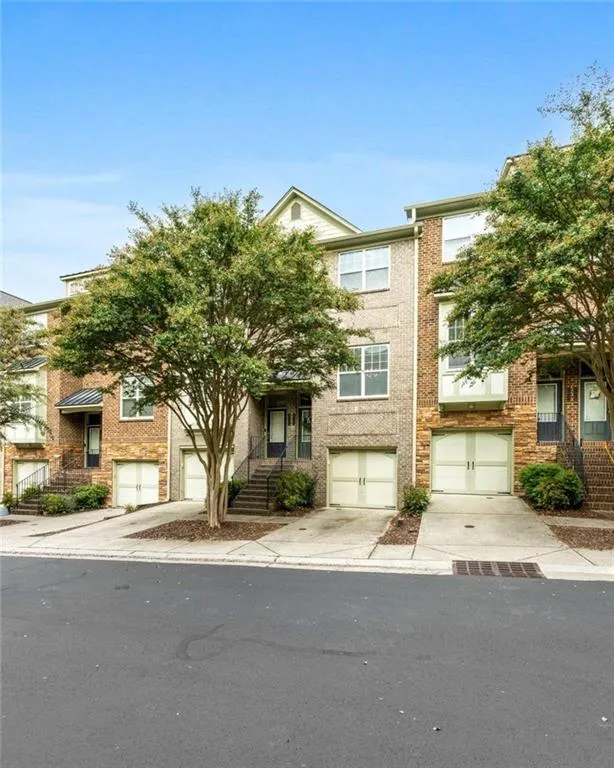 2029 Cobblestone Circle, Brookhaven, Georgia 30319, 3 Bedrooms Bedrooms, ,3 BathroomsBathrooms,Residential,For Sale,2029 Cobblestone Circle,7660582