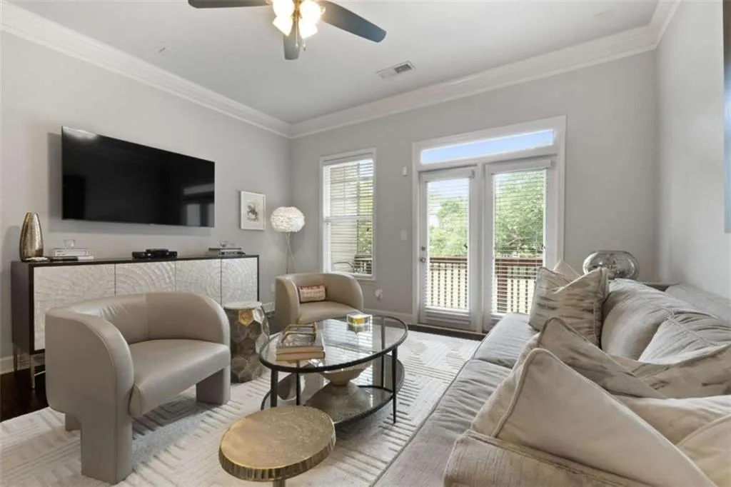 2029 Cobblestone Circle, Brookhaven, Georgia 30319, 3 Bedrooms Bedrooms, ,3 BathroomsBathrooms,Residential,For Sale,2029 Cobblestone Circle,7660582