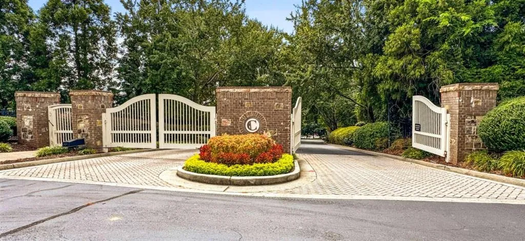 2029 Cobblestone Circle, Brookhaven, Georgia 30319, 3 Bedrooms Bedrooms, ,3 BathroomsBathrooms,Residential,For Sale,2029 Cobblestone Circle,7660582