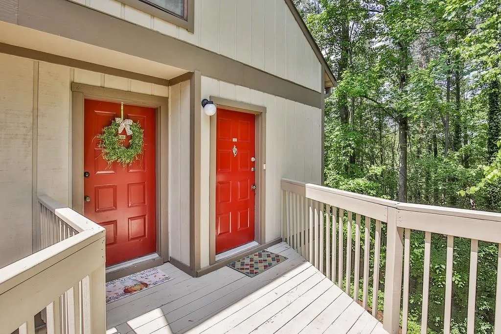 409 Woodcliff Drive, Sandy Springs, Georgia 30350, 2 Bedrooms Bedrooms, ,1 BathroomBathrooms,Residential,Sold,409 Woodcliff Drive,6009854