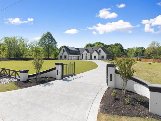 2366 Wall Road, Monroe, Georgia 30655