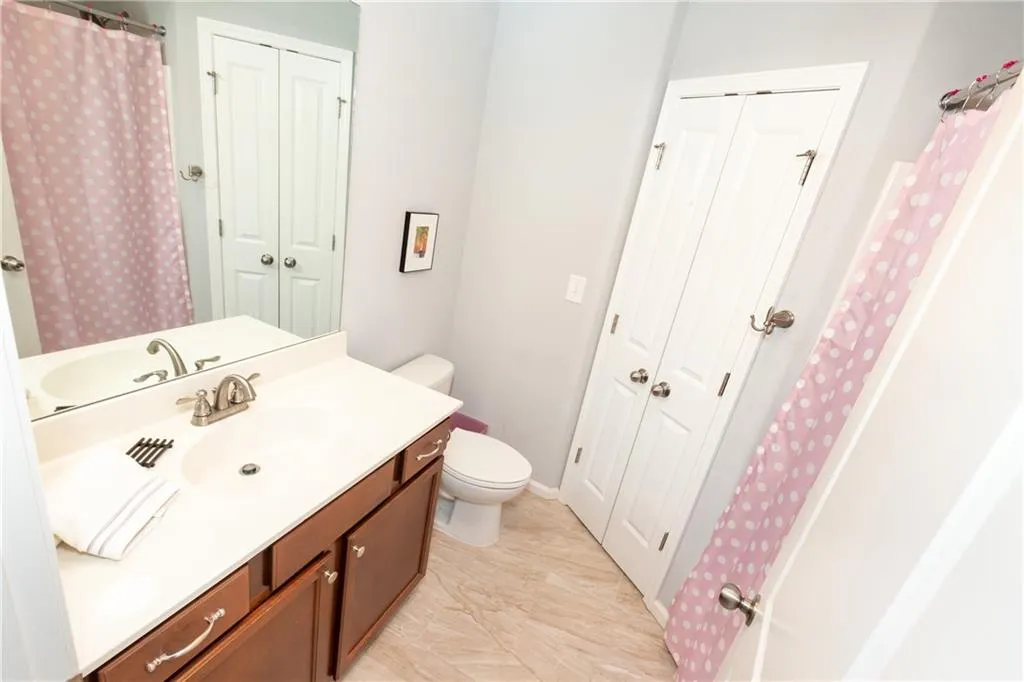 215 Semel Drive Nw Unit 448, Atlanta, Georgia 30309, 2 Bedrooms Bedrooms, ,2 BathroomsBathrooms,Residential,Sold,215 Semel Drive Nw Unit 448,6804235