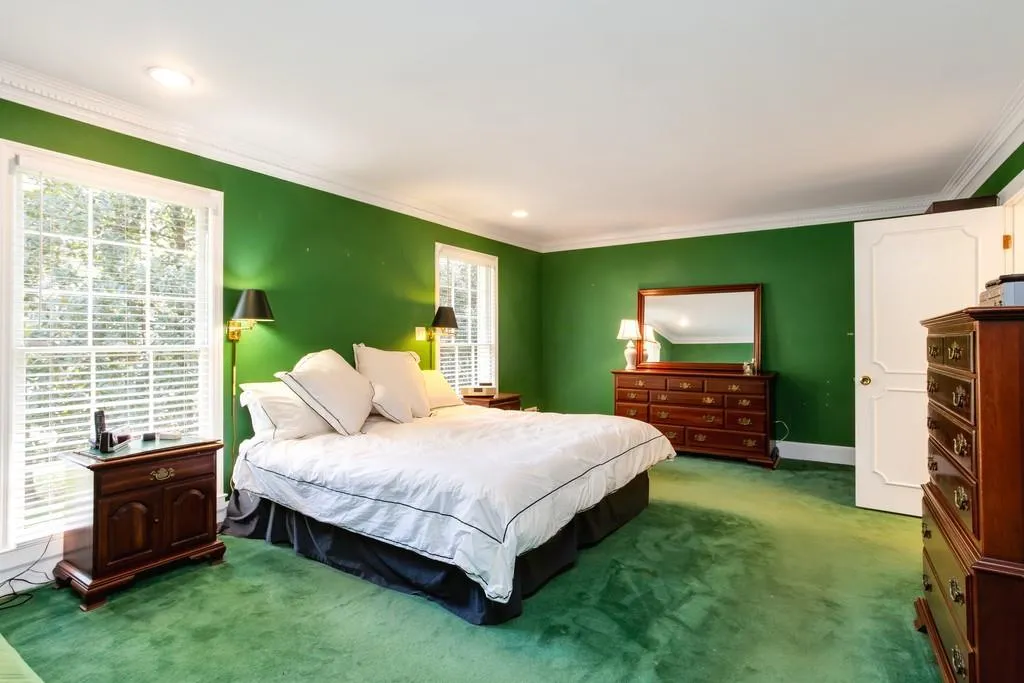 1890 Old Dominion Drive, Sandy Springs, Georgia 30350, 6 Bedrooms Bedrooms, ,3 BathroomsBathrooms,Residential,Sold,1890 Old Dominion Drive,6535458