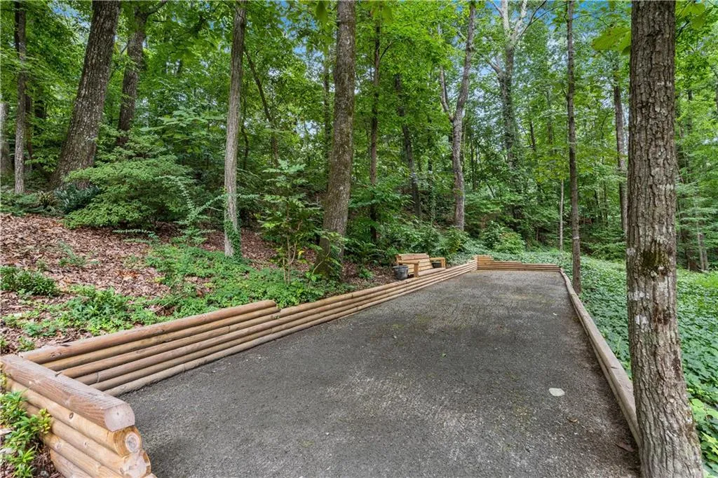 355 Cameron Ridge Drive, Sandy Springs, Georgia 30328, 5 Bedrooms Bedrooms, ,5 BathroomsBathrooms,Residential,Sold,355 Cameron Ridge Drive,6762165