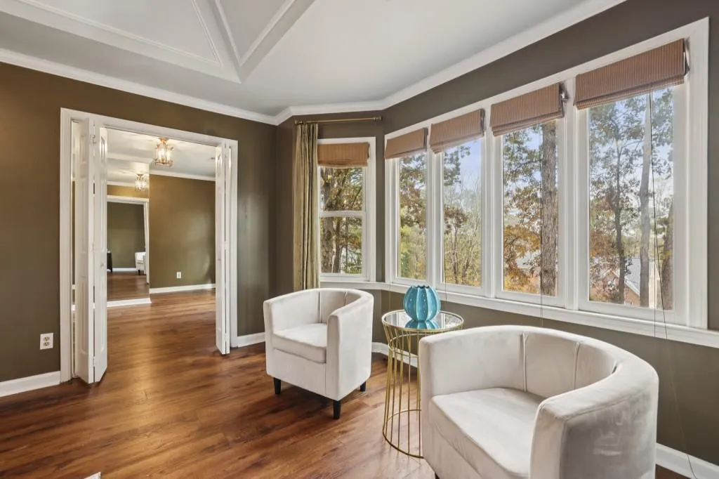 Primary Suite Sitting Area