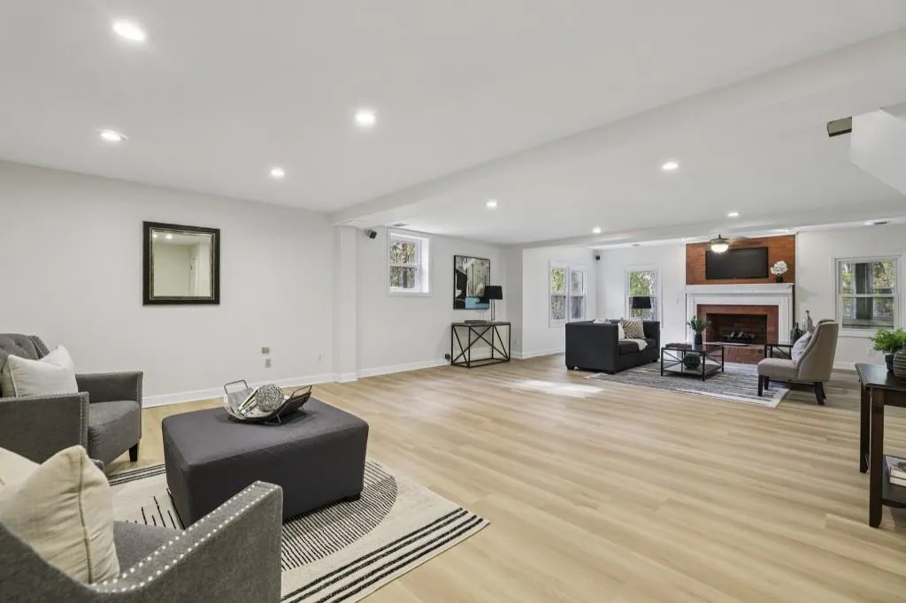 Daylight Terrace Level