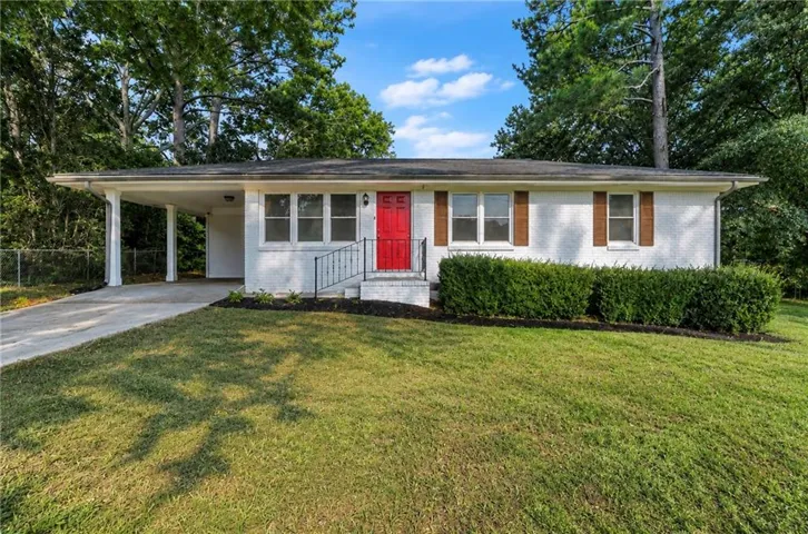 Fully renovated brick ranch near Downtown McDonough