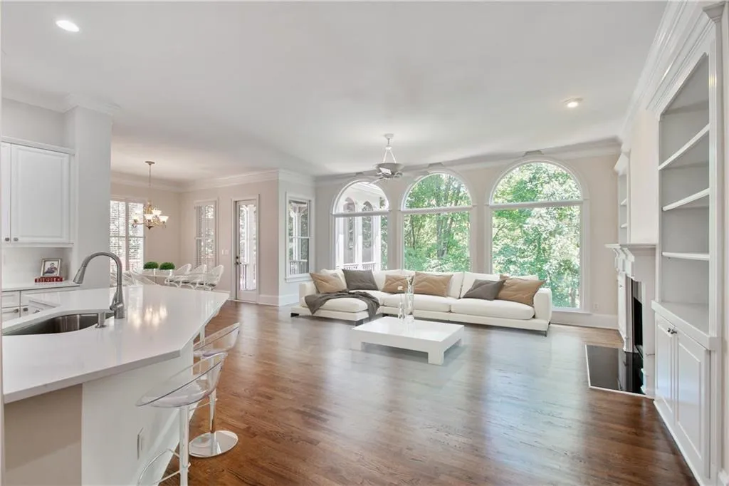 235 Lake Summit View, Atlanta, Georgia 30342, 5 Bedrooms Bedrooms, ,5 BathroomsBathrooms,Residential,Sold,235 Lake Summit View,6731237