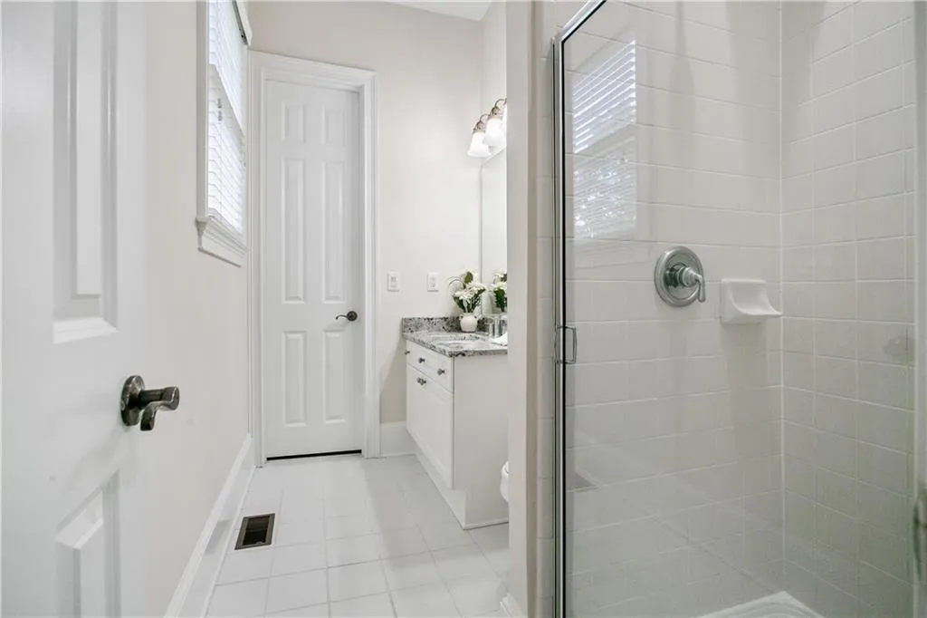 235 Lake Summit View, Atlanta, Georgia 30342, 5 Bedrooms Bedrooms, ,5 BathroomsBathrooms,Residential,Sold,235 Lake Summit View,6731237