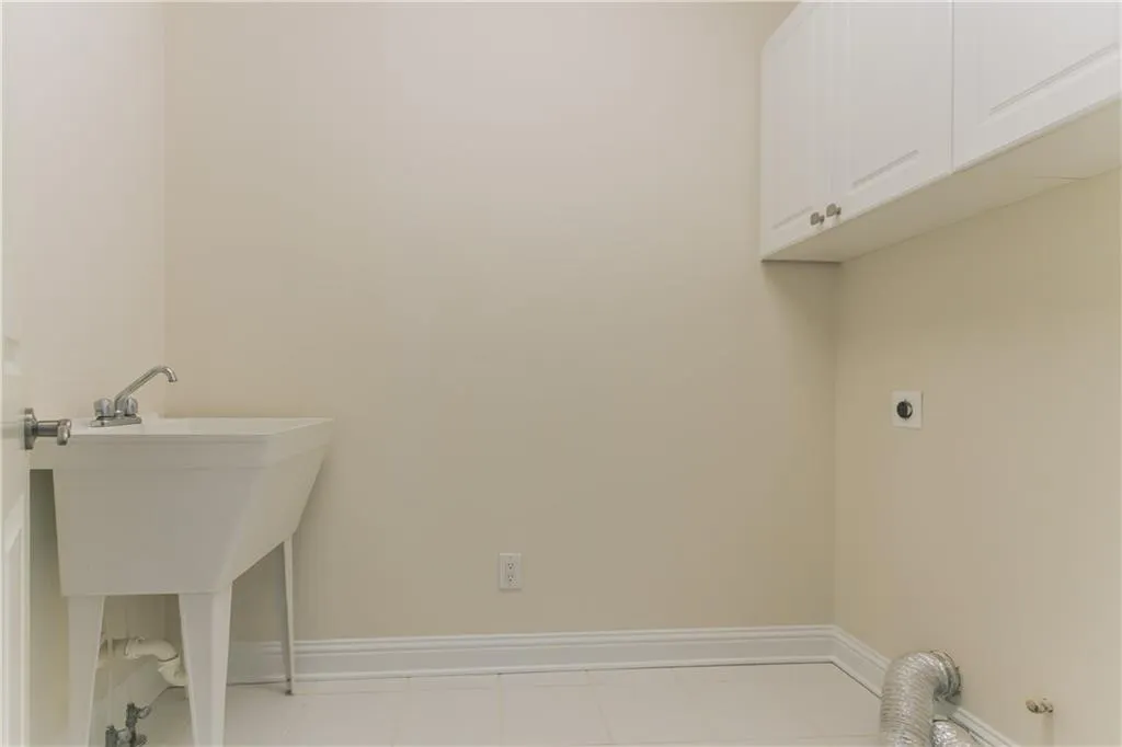 235 Lake Summit View, Atlanta, Georgia 30342, 5 Bedrooms Bedrooms, ,5 BathroomsBathrooms,Residential,Sold,235 Lake Summit View,6731237