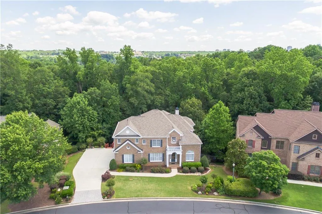 235 Lake Summit View, Atlanta, Georgia 30342, 5 Bedrooms Bedrooms, ,5 BathroomsBathrooms,Residential,Sold,235 Lake Summit View,6731237